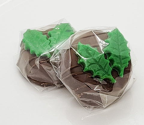 Chocolate Kinder Bueno Christmas Leaf