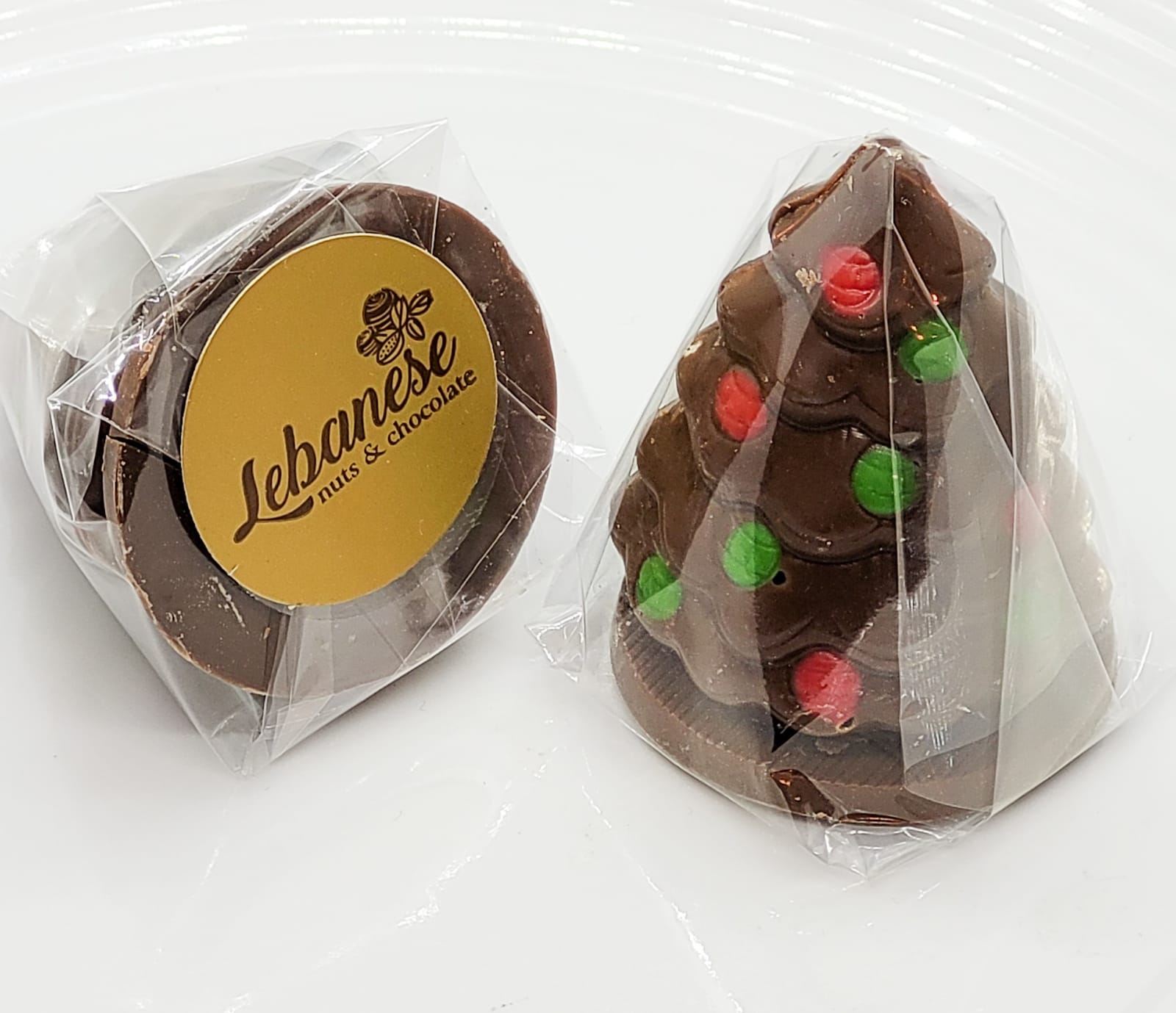 Chocolate Christmas Tree Praline Almond 3D