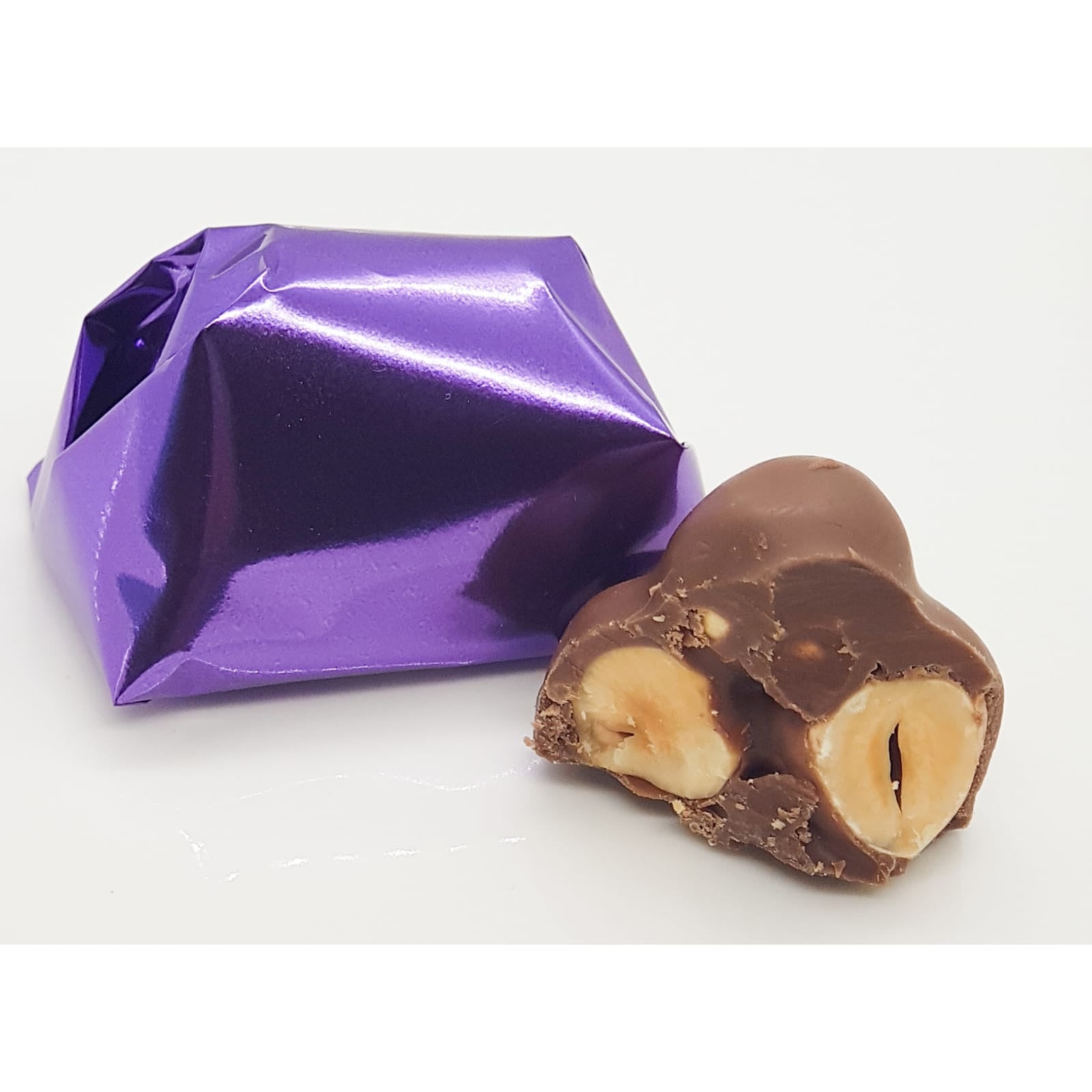 Chocolate Roche Hazelnut/شوكولا روشيه بندق حلو